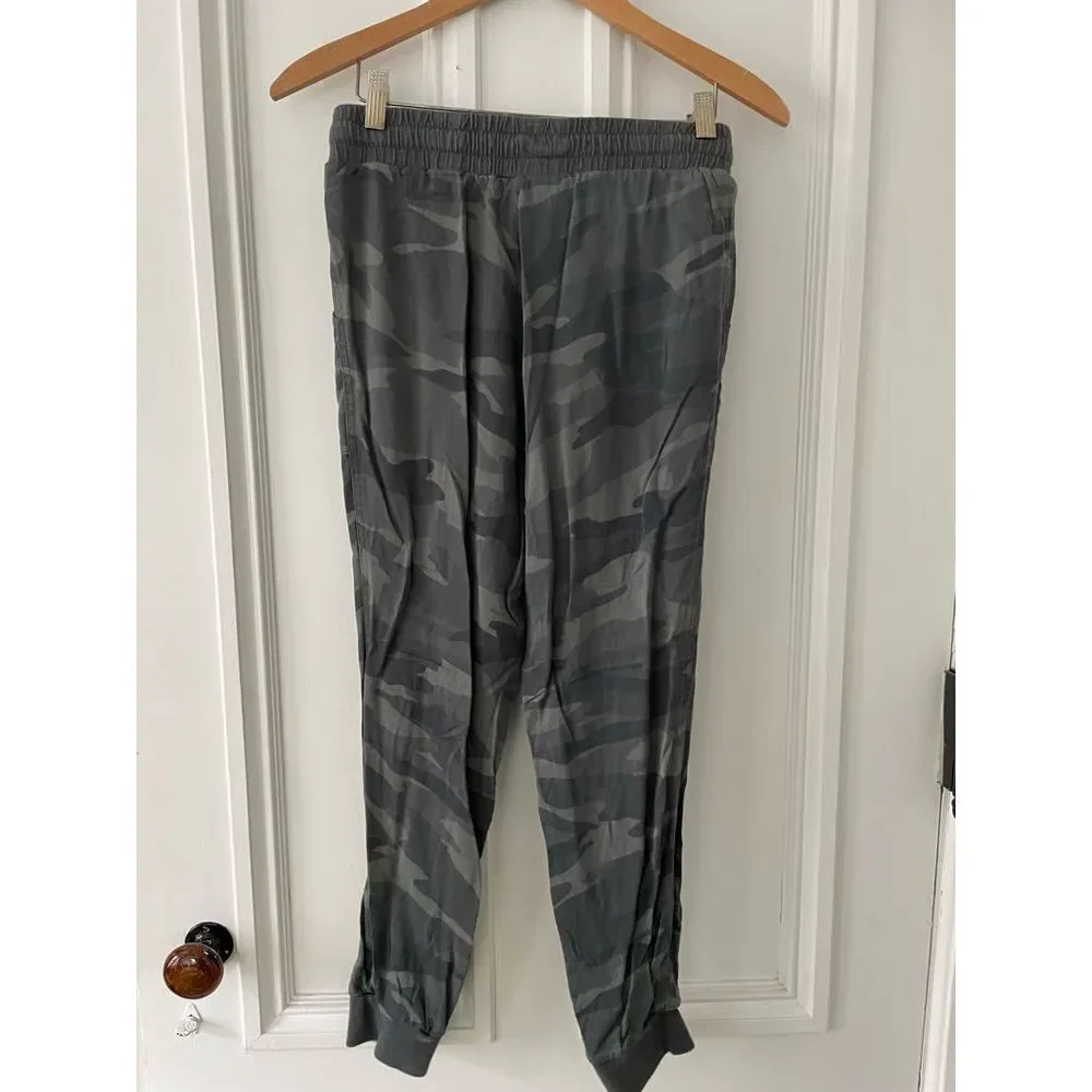 Splendid khaki green camo lightweight joggers sweatpants XS - Picture 4 of 4
